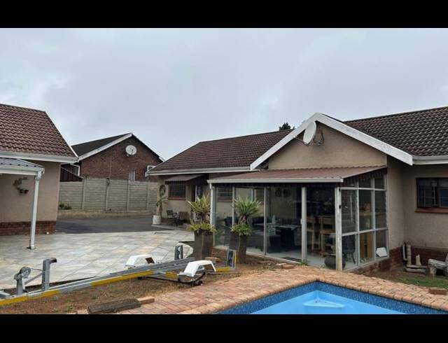 3 BEDROOM FREESTANDING FOR SALE IN BELLEVUE